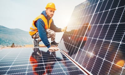 How Connected Microgrids Can Help Businesses Save Money on Energy Costs